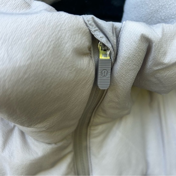 Lululemon Down For It All Jacket | Dark Chrome | Size 2 - Picture 8 of 11